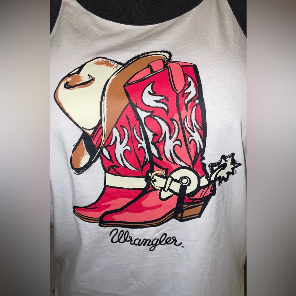 NWT WRANGLER WOMENS RETRO BOOTS/ COWBOYS HAT GRAPHIC TANK SIZE S - Picture 8 of 8